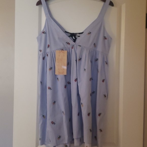 Beautiful summer dress. Size M - Picture 3 of 8